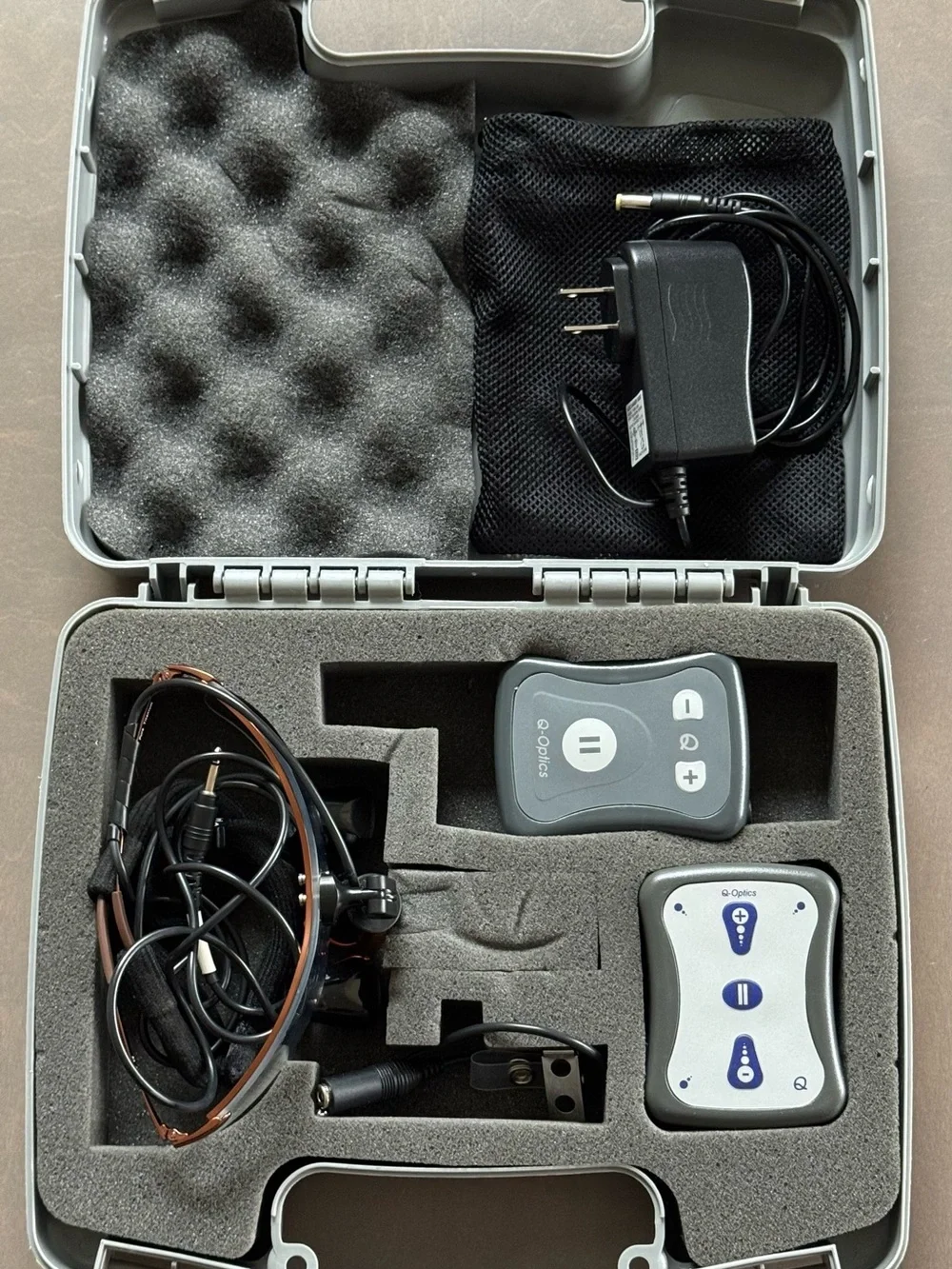 Q - Optics 2.5 Magnification Loupes - Excellent Condition